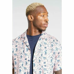 Craghoppers Linen-Blend &apos;NosiBotanical Hula&apos; Short Sleeve Shirt For Male -Craghoppers Sales Shop unnamed file 2743